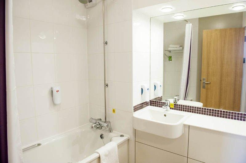 Premier Inn Coventry City Centre エクステリア 写真